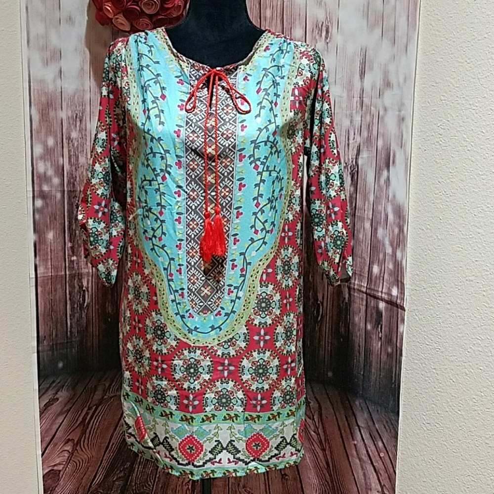Colorful 3/4 Sleeve Bohemian Top - Picture 2 of 7